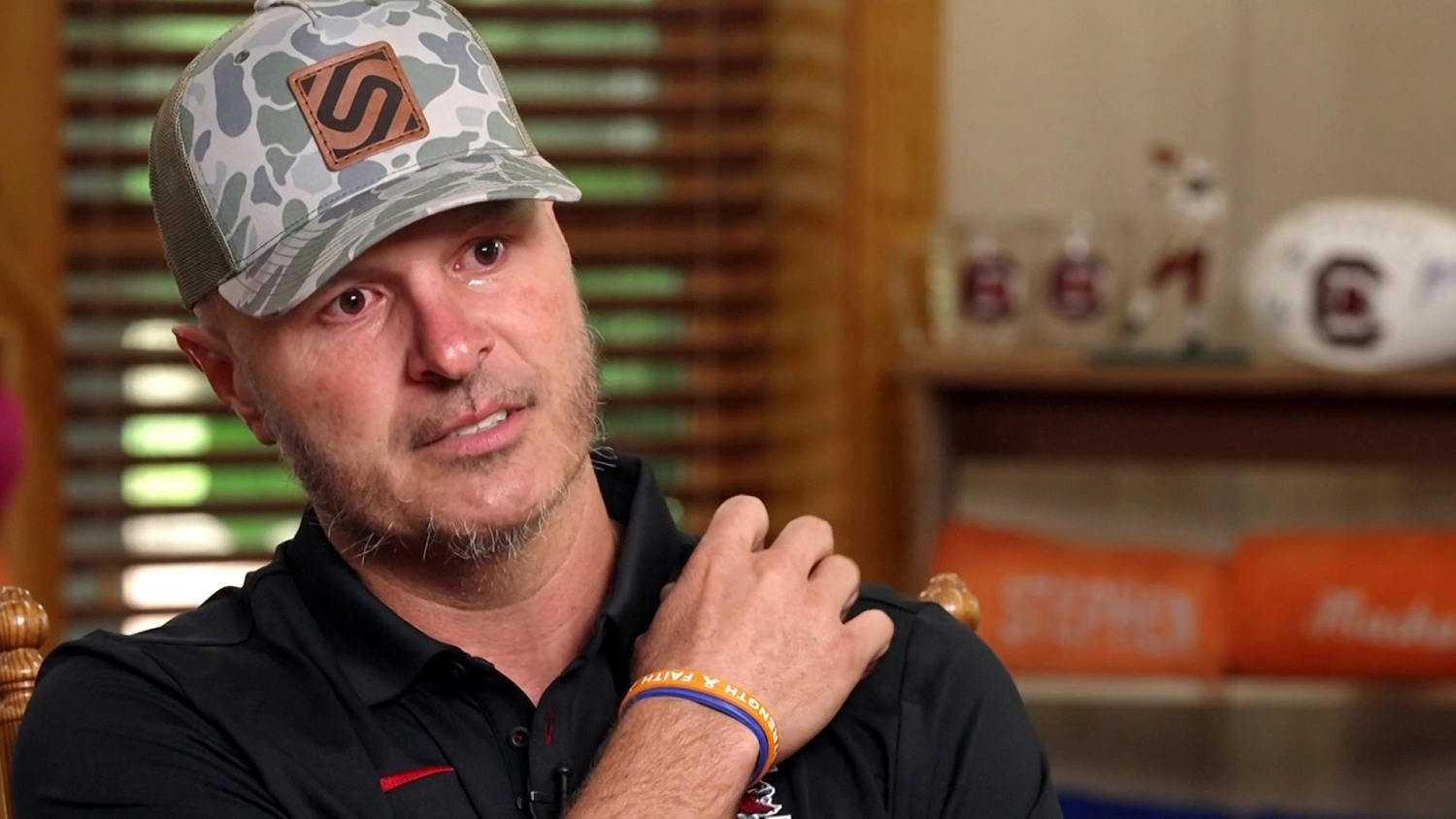 Former South Carolina QB on Fighting Colorectal Cancer at 38​Former South Carolina QB on Fighting Colorectal Cancer at 38 