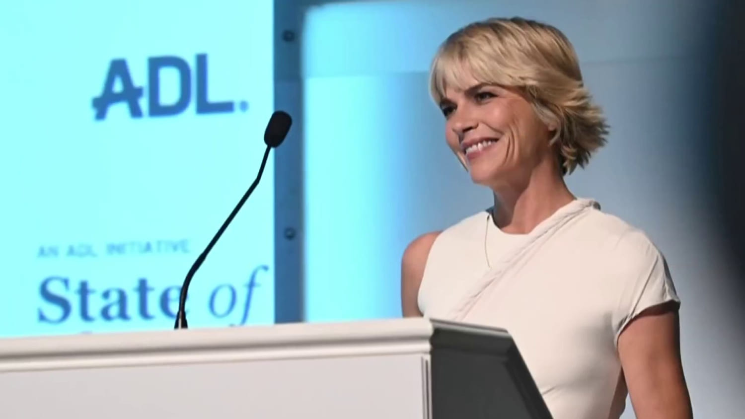 Selma Blair arrested for allegedly assaulting two flight attendants