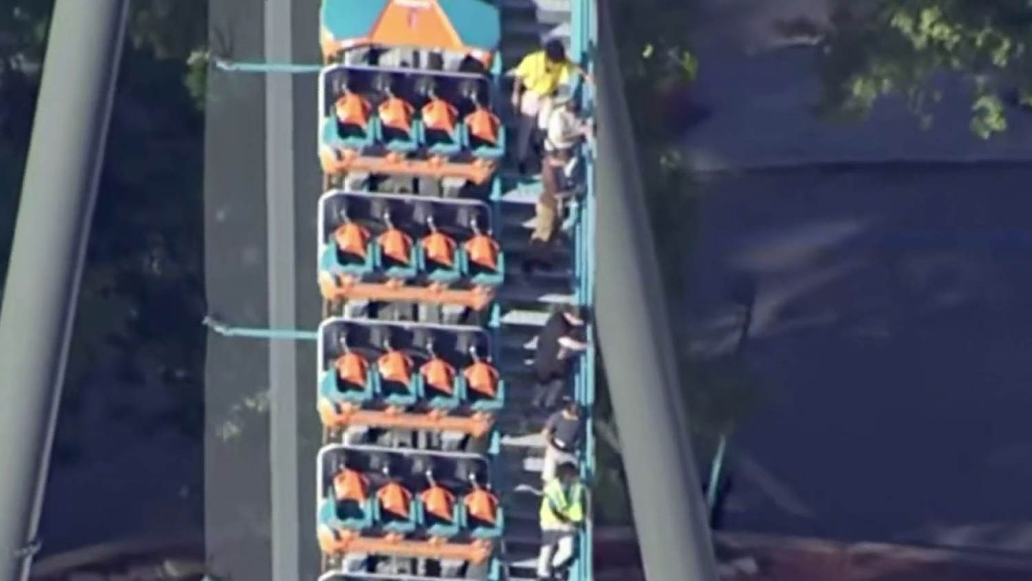 One dead at Six Flags park in Georgia