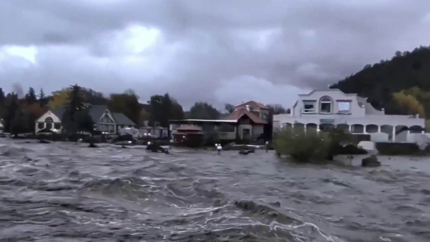 Catastrophic floods prompt evacuations