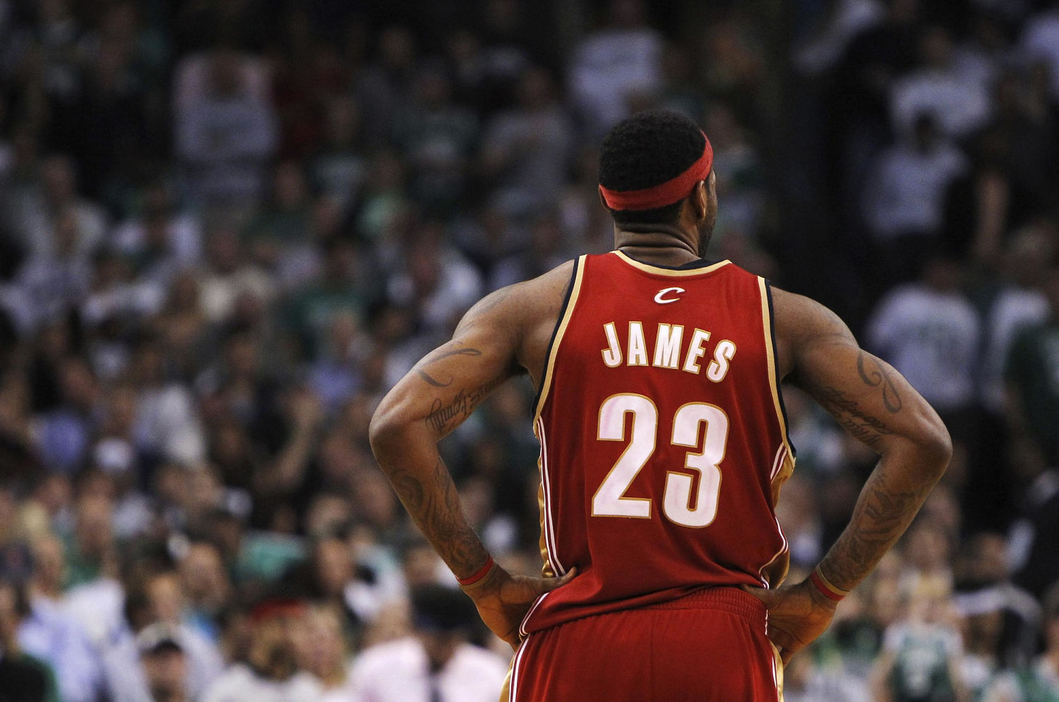 LeBron James signs with Philadelphia 76ers