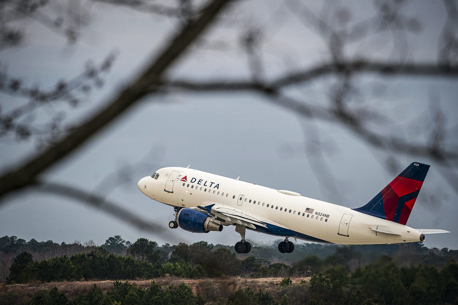 Delta apologizes after official X account says ‘I’d be terrified’ of employees with Palestinian flag pins 