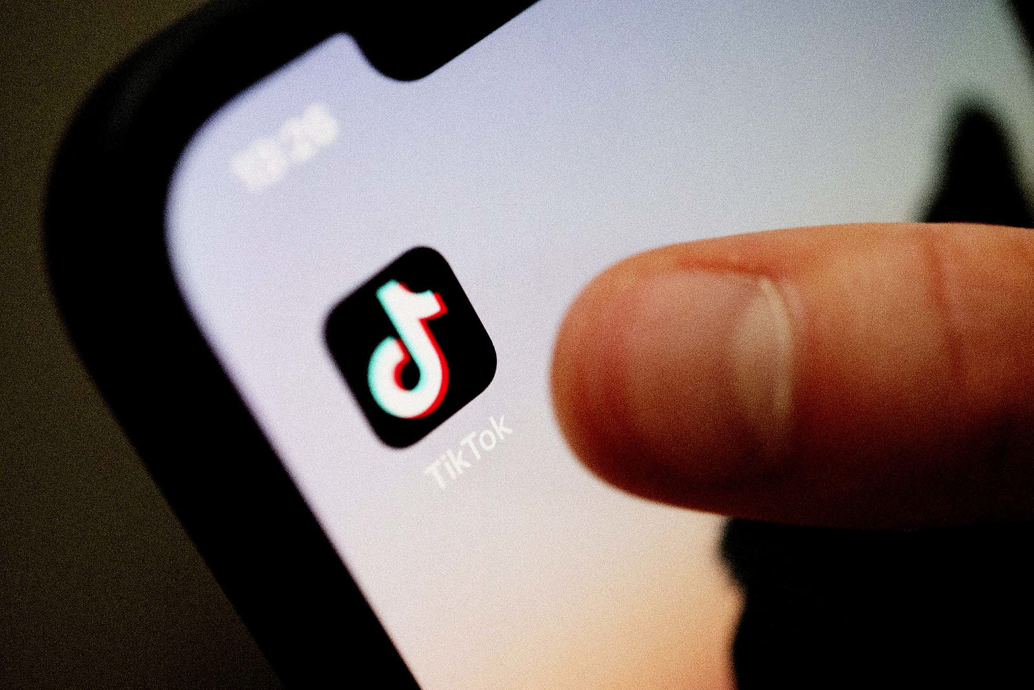 What's the truth behind U.S. claims that TikTok is spreading Chinese propaganda?