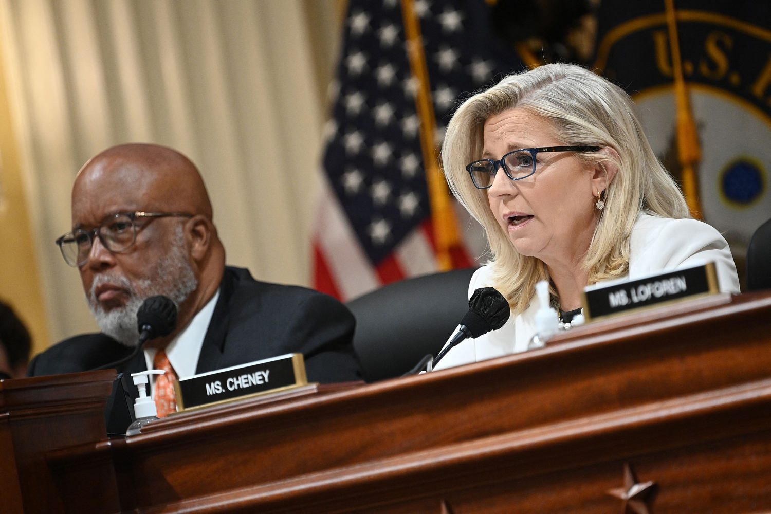 Biden to award Presidential Citizens Medal to key members of House Jan. 6 committee