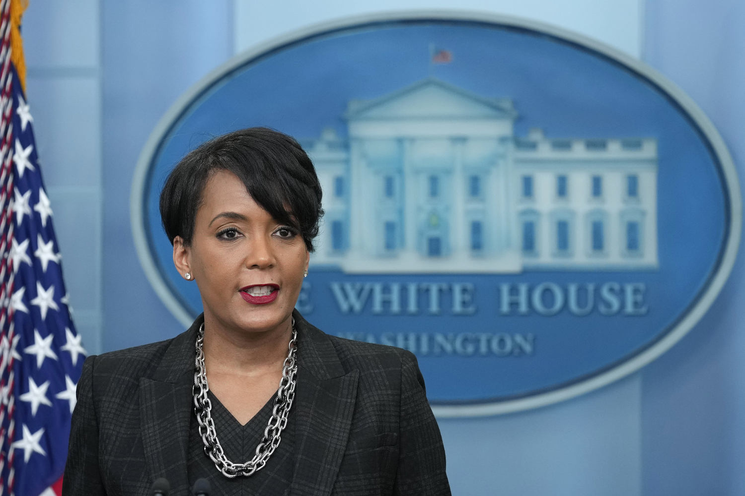 Former Atlanta Mayor Keisha Lance Bottoms launches run for Georgia governor