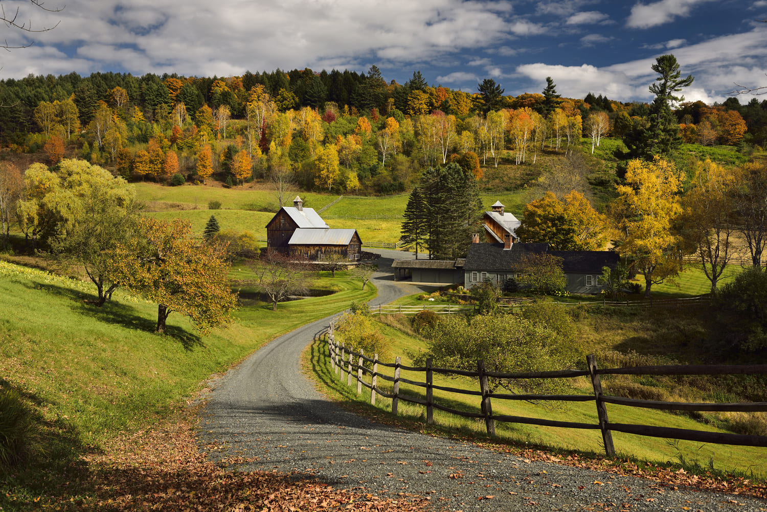 Why this Vermont town is banning influencers and tourists from visiting its fall foliage 