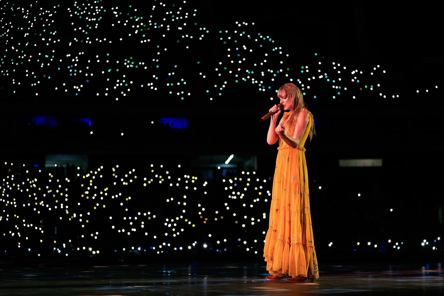 Taylor Swift fan dies before show in Brazil, superstar says