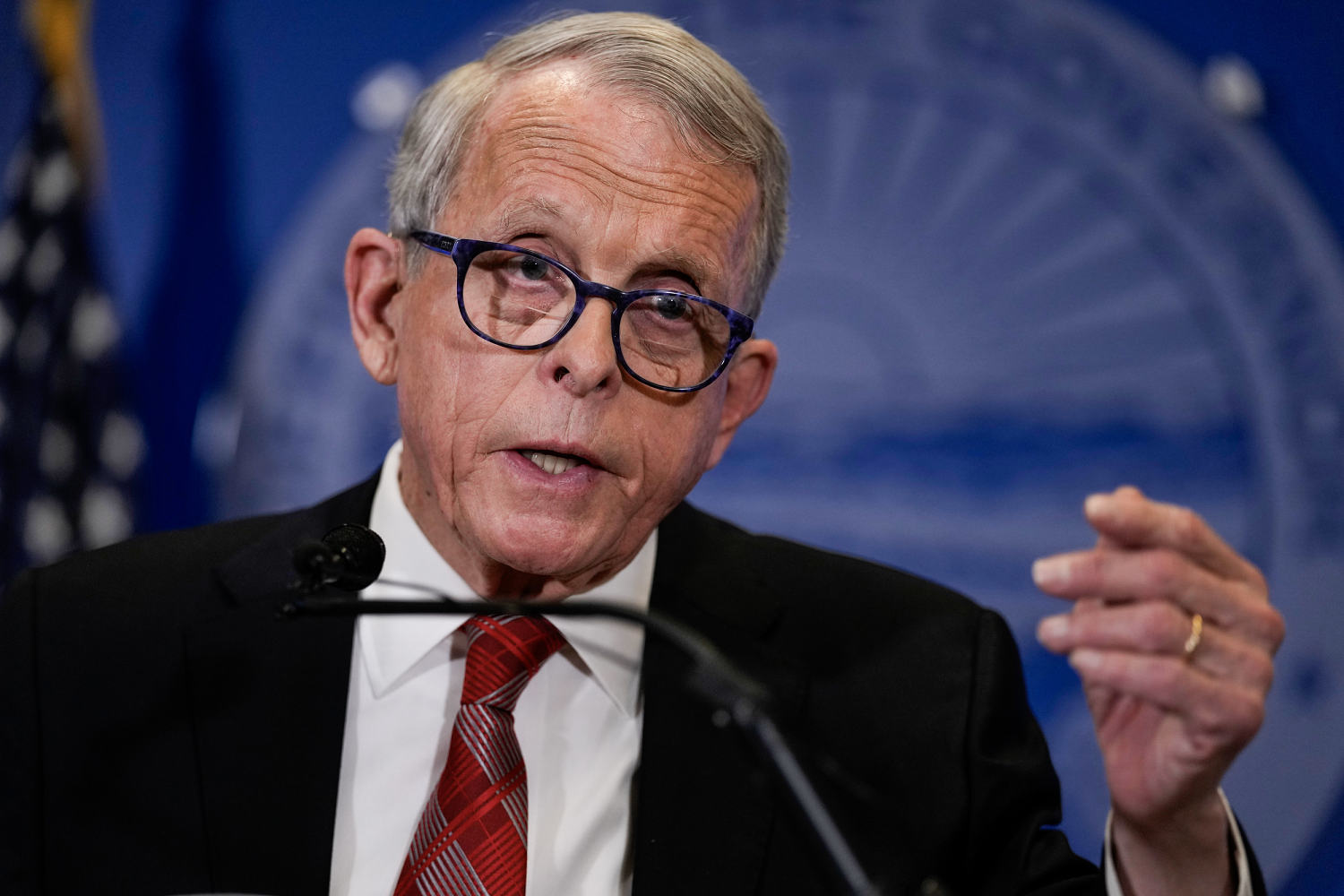 Ohio Gov. Mike DeWine says baseless claims about Haitian immigrants are 'garbage'