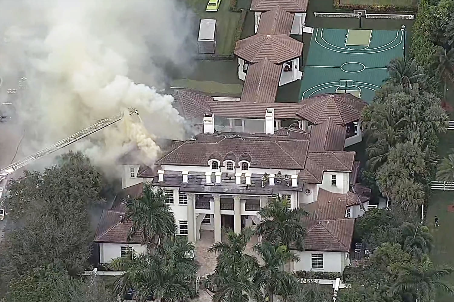 Miami Dolphins star Tyreek Hill's mansion fire sparked by child playing with lighter, officials say