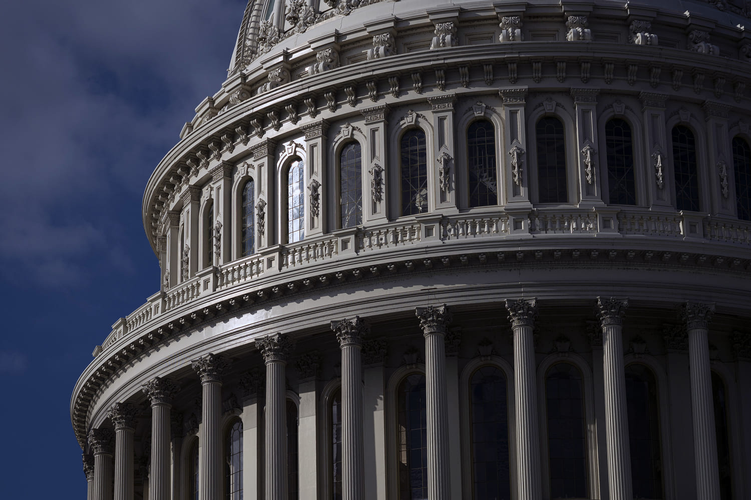Congress reaches shortterm deal to avoid a government shutdown