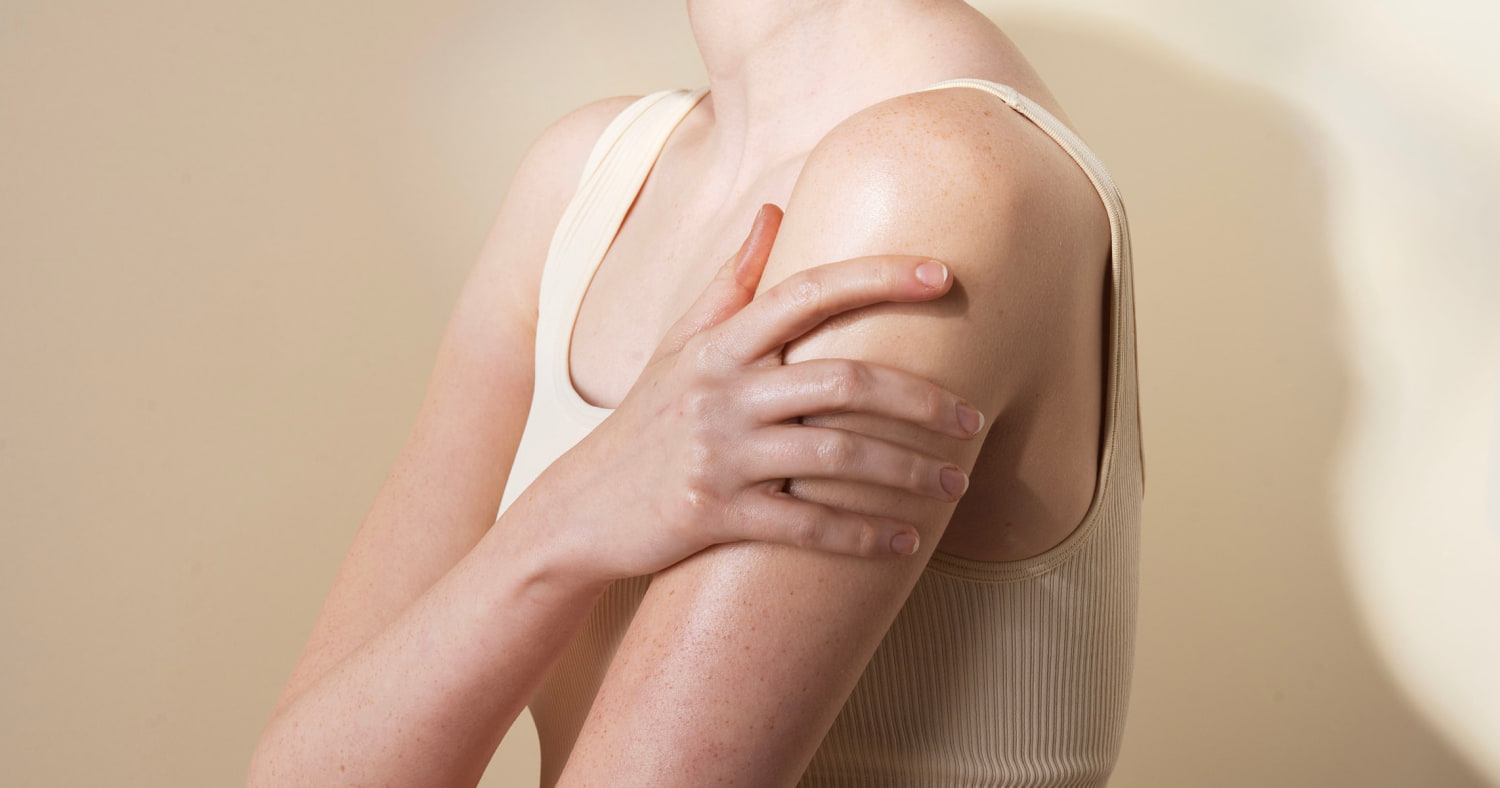 Should you apply body oil before or after lotion?