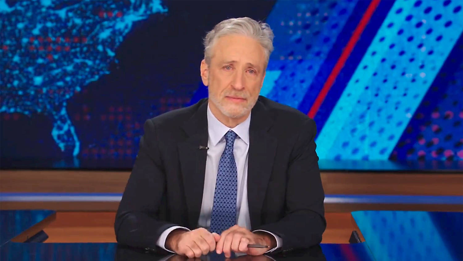 Jon Stewart breaks down in tears over death of his dog, Dipper, during 'Daily Show' tribute