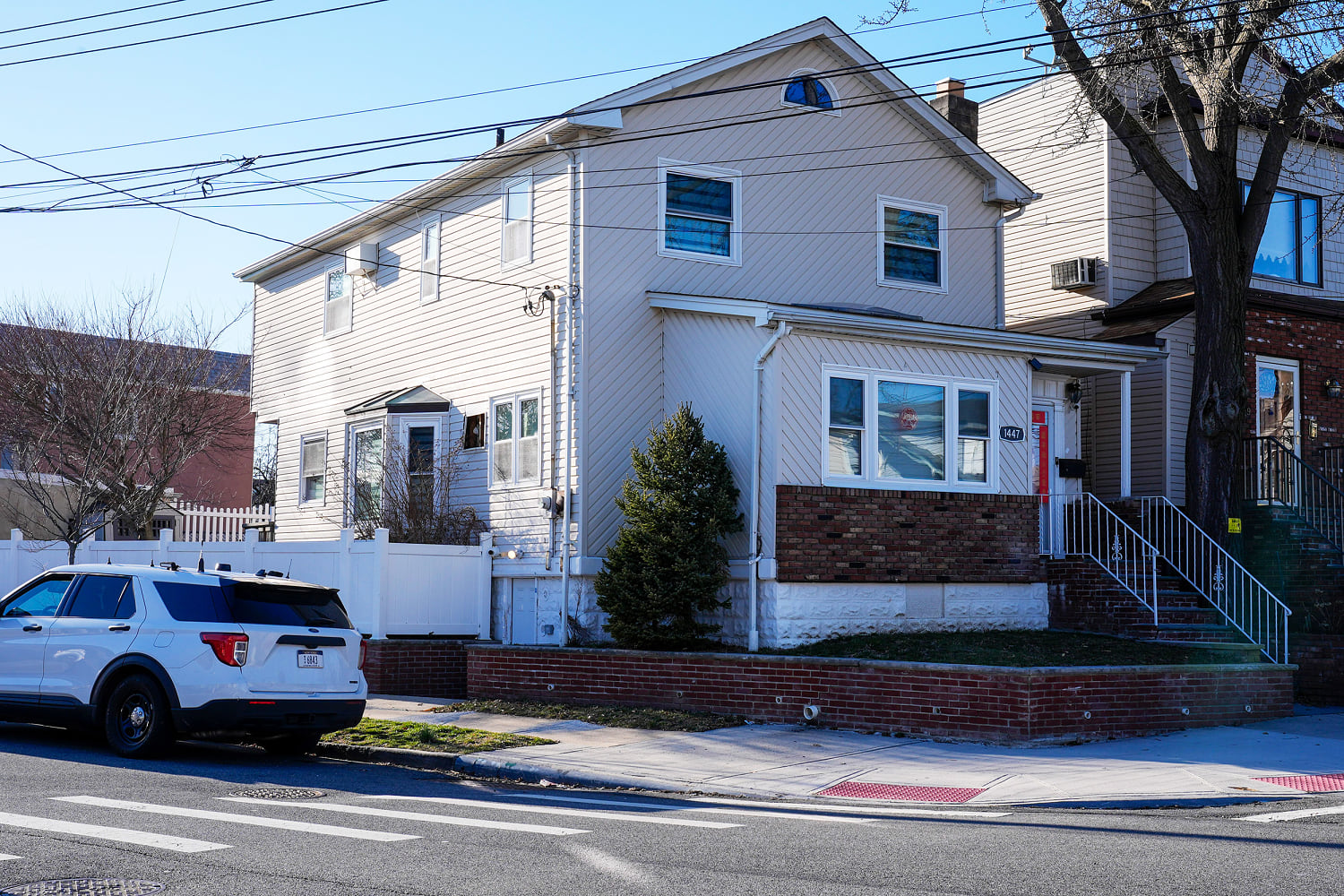 FBI raids 2 homes owned by NYC Mayor Eric Adams' Asian Affairs director