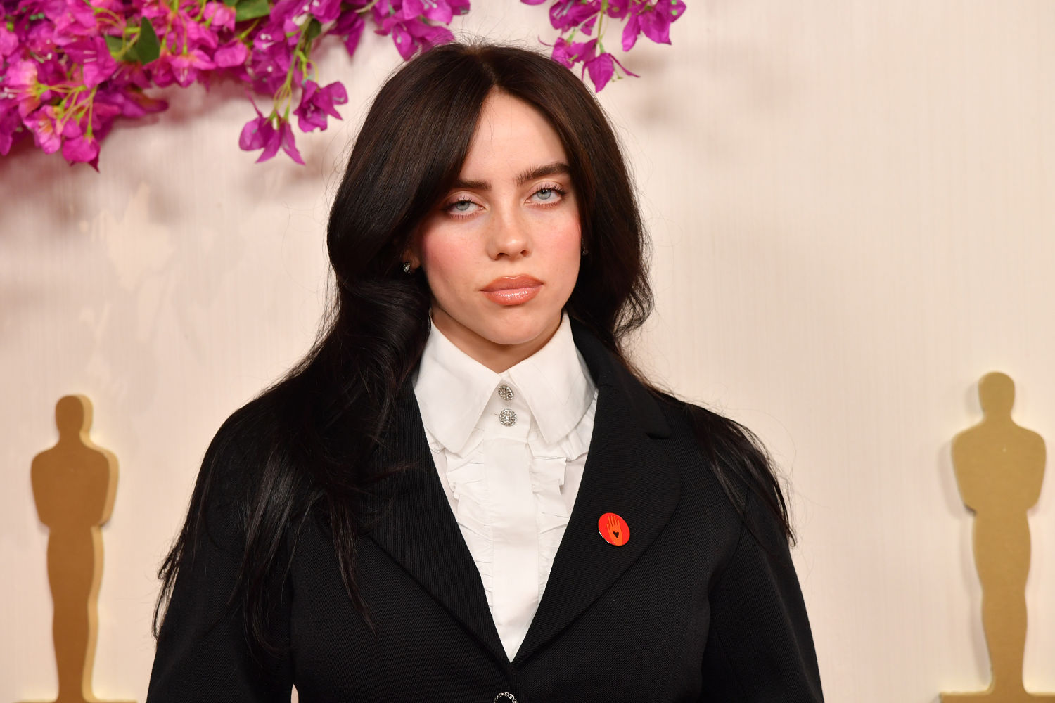 Billie Eilish slams other musicians for being ‘wasteful’ with various versions of their vinyl records