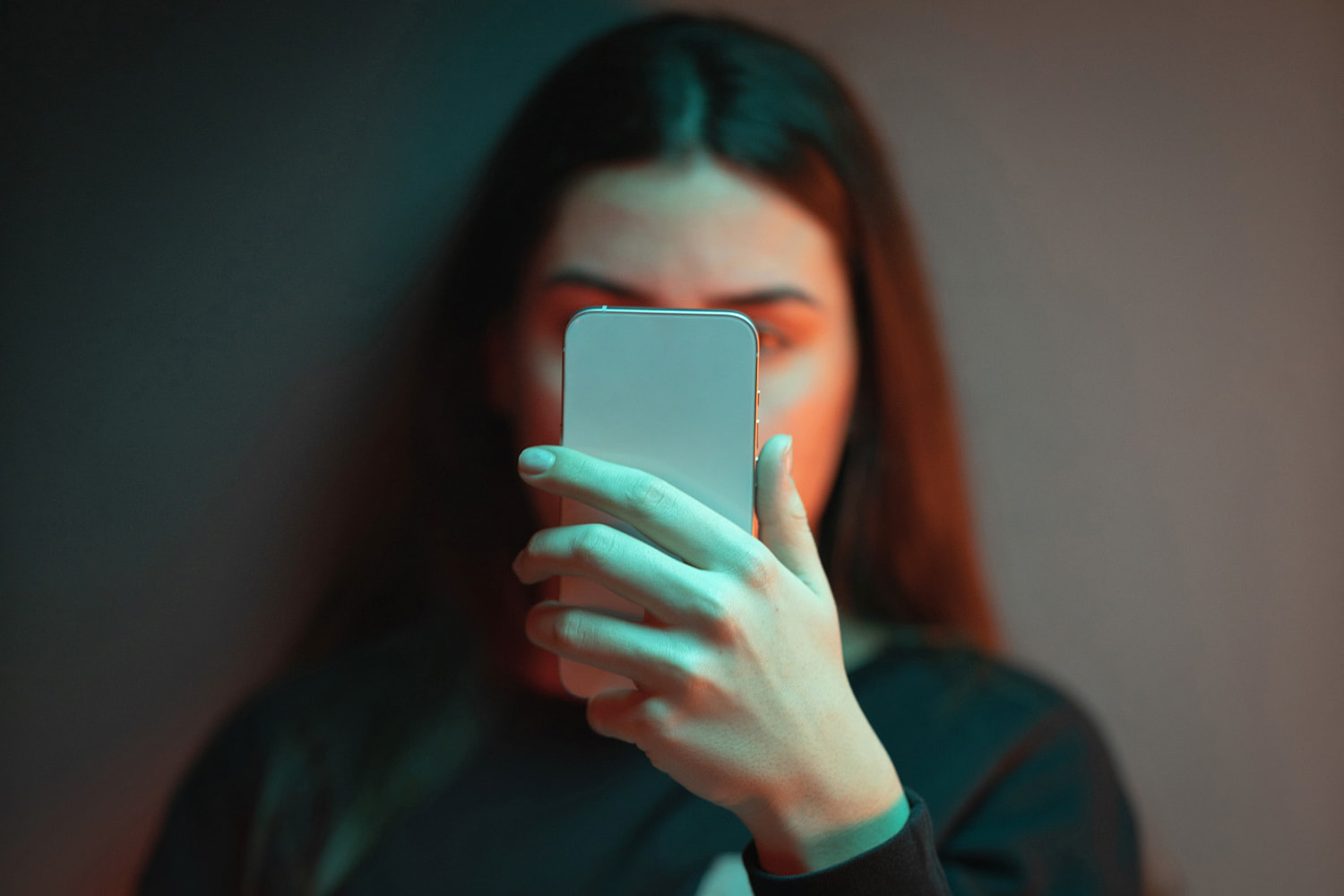 New book amplifies fierce debate around teens’ mental health and smartphones