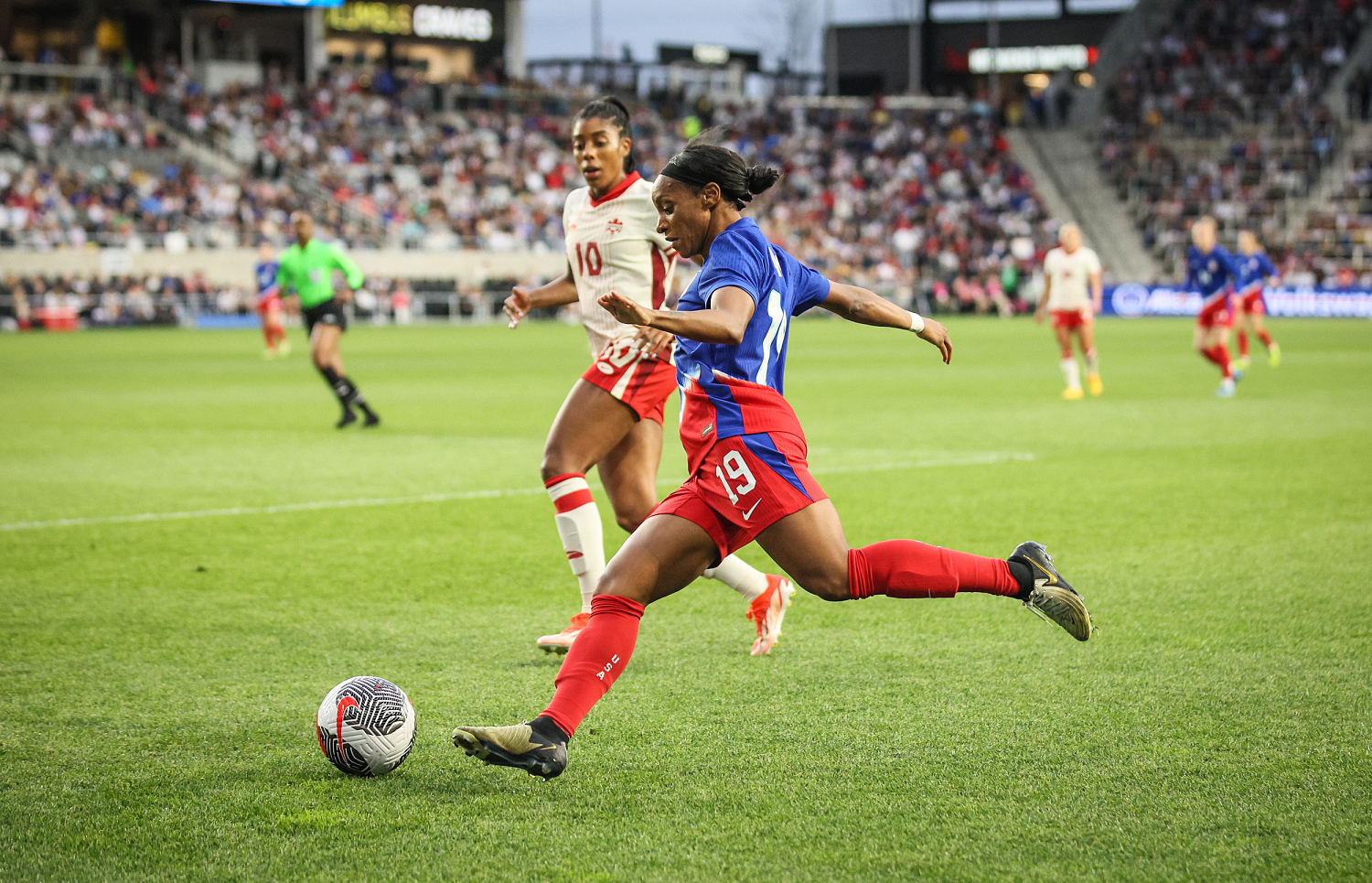 Crystal Dunn says the USWNT is ready for the Olympics, and hungry for gold