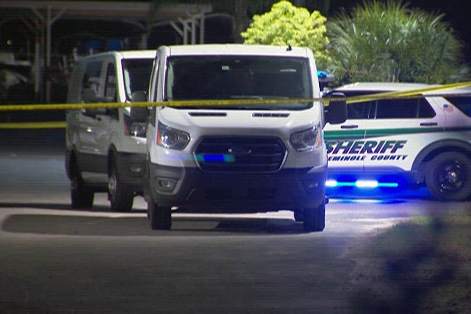 10 shot by teen gunman at Florida party venue, police say