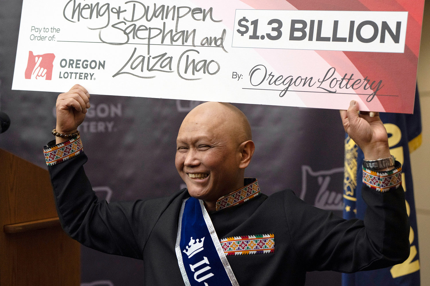 $1.3 billion Powerball jackpot winner is a Laotian immigrant battling cancer