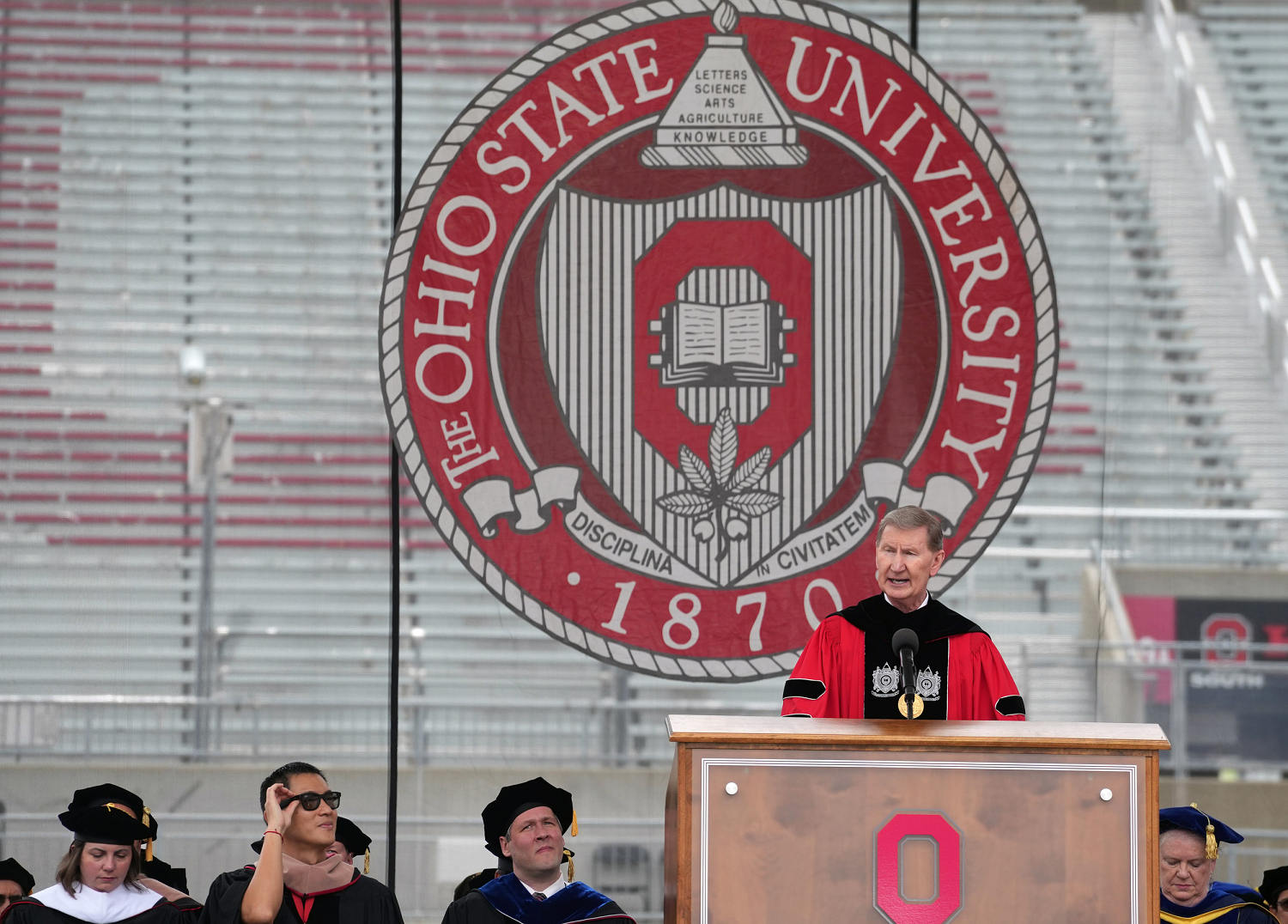 Person fatally falls from stands during Ohio State graduation