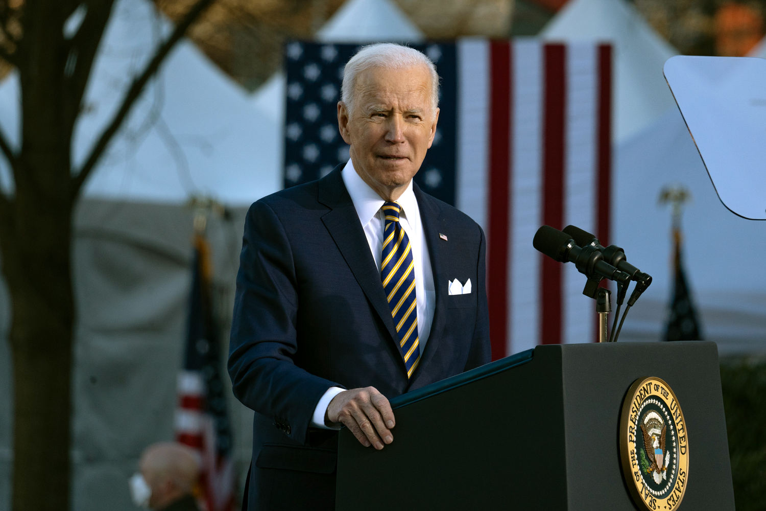 Morehouse faculty vote 50-38 to award Biden an honorary doctorate, with about a dozen abstaining
