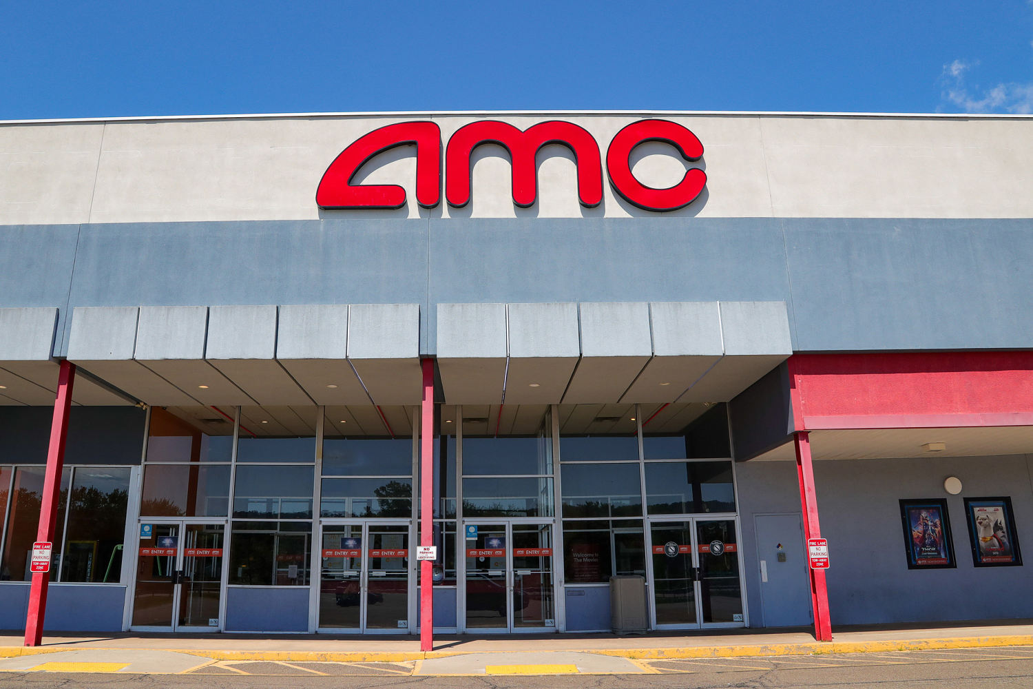 Meme stock mania is back: Why everyone is talking about GameStop, AMC and more again