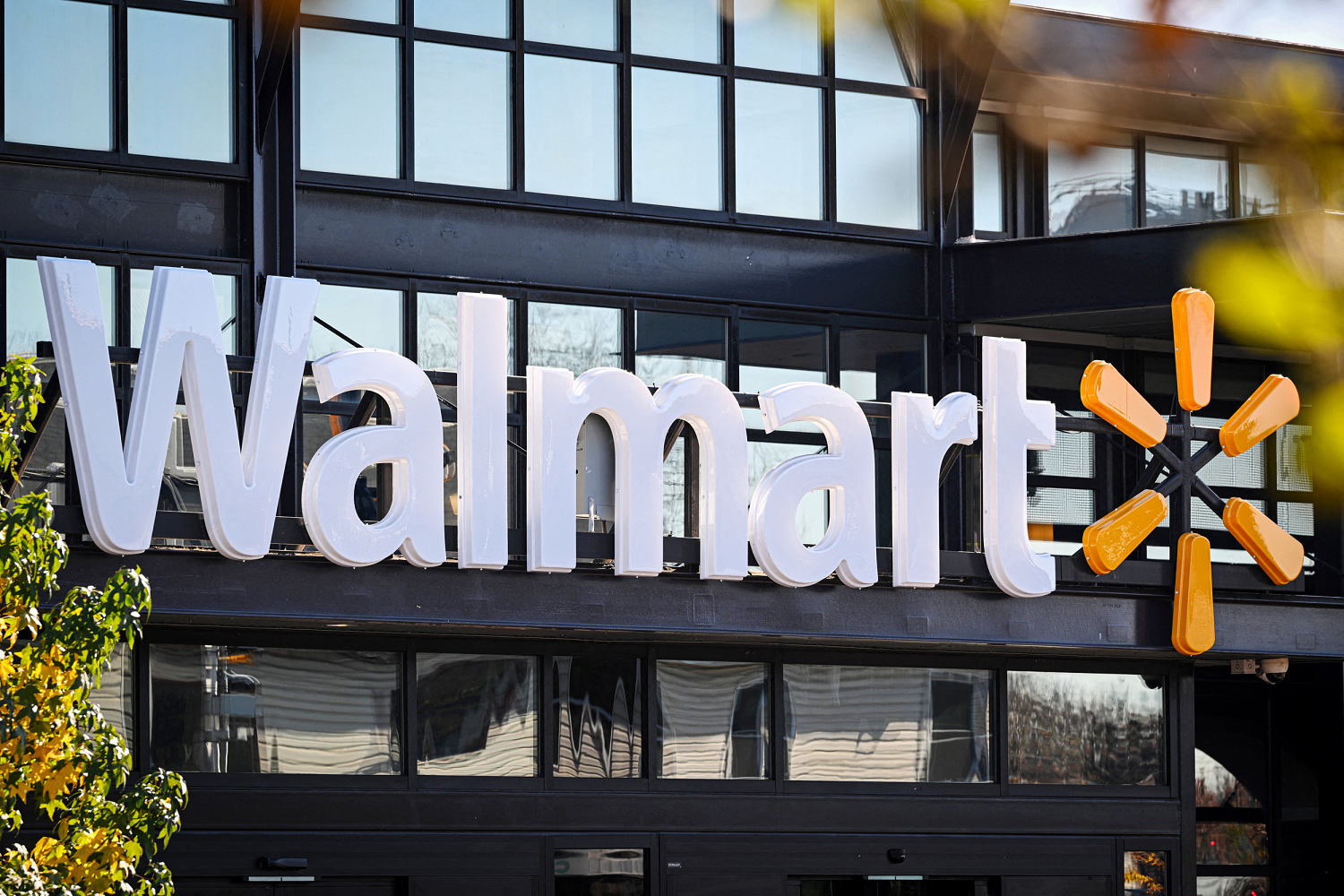 Walmart says more diners are buying its groceries as fast food gets pricey