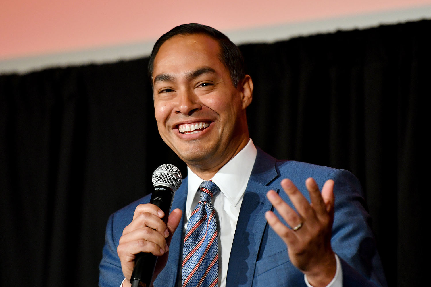 Julián Castro's new mission: Helping Latinos help themselves