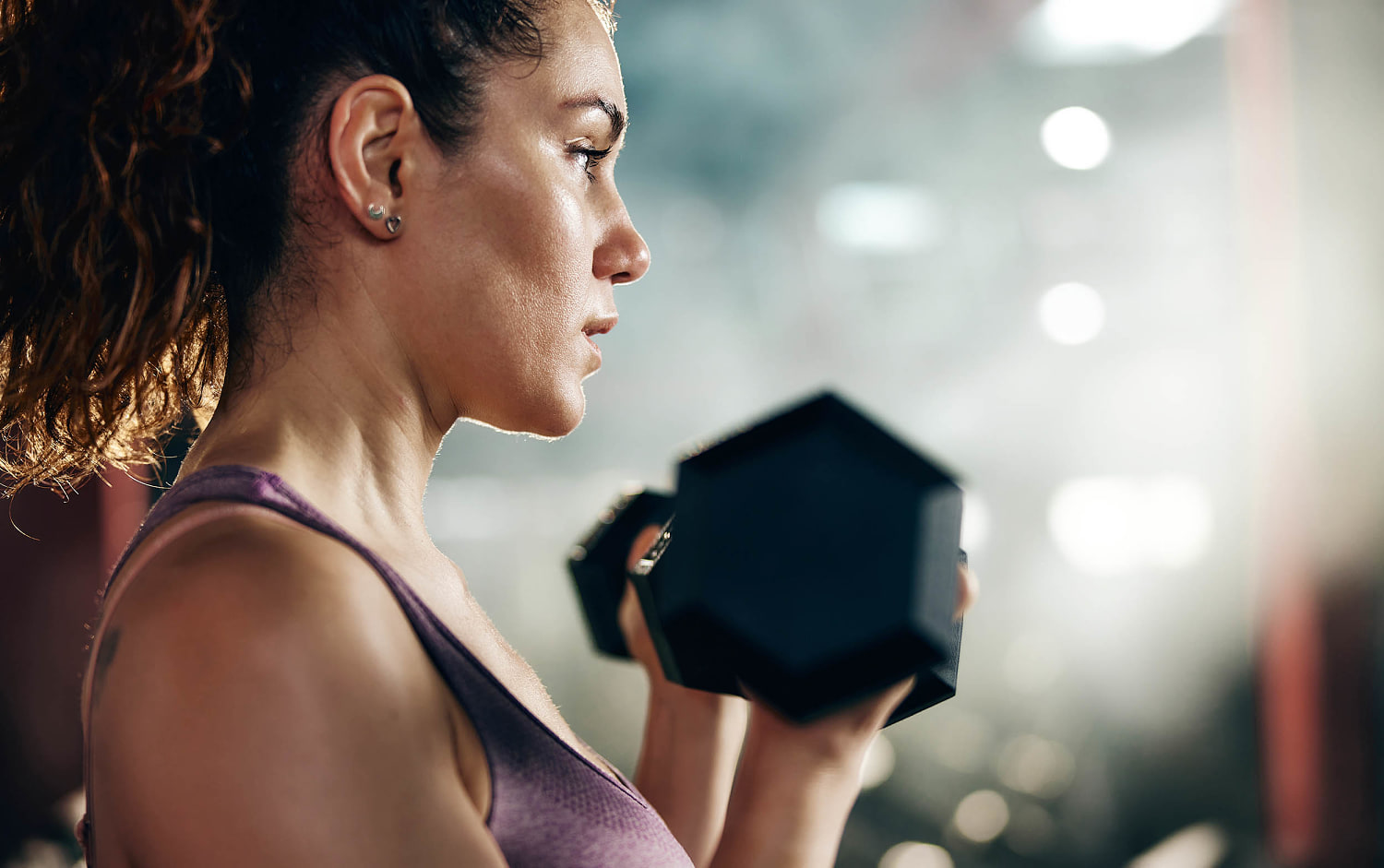 The French press exercise is a super effective way to tone the triceps. Here’s how to do it