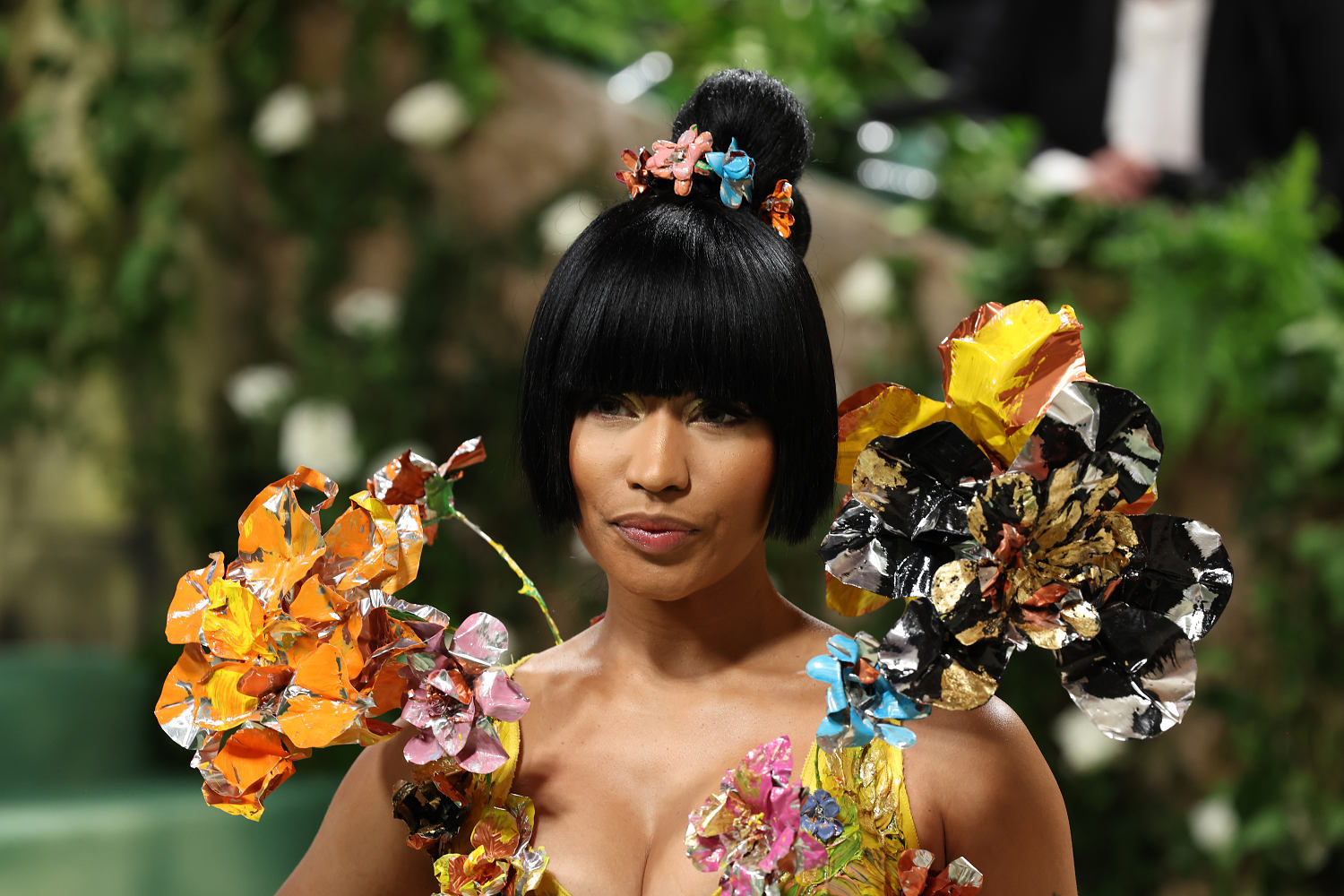 Nicki Minaj searched and apparently arrested in Amsterdam while on her ‘Pink Friday 2 World Tour’