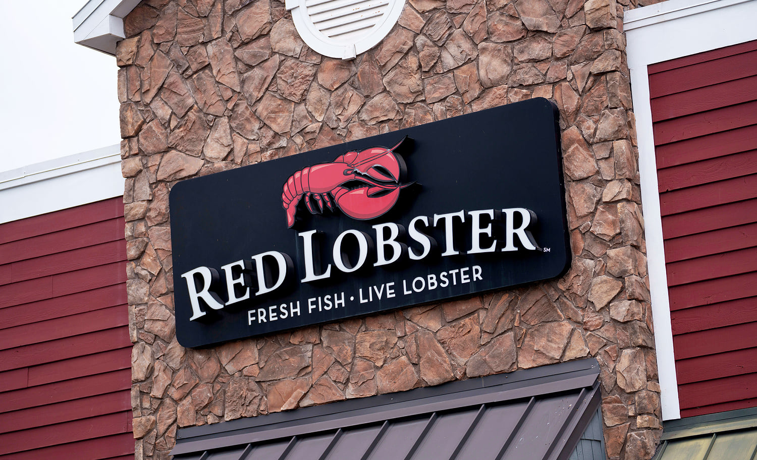 Cheddar Bay blues: Red Lobster files for bankruptcy