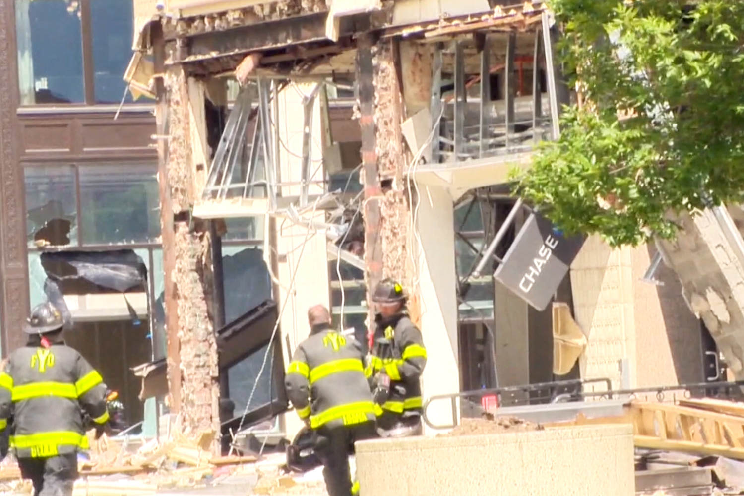 Ohio building explosion caused by crew cutting gas line they thought was off, NTSB says