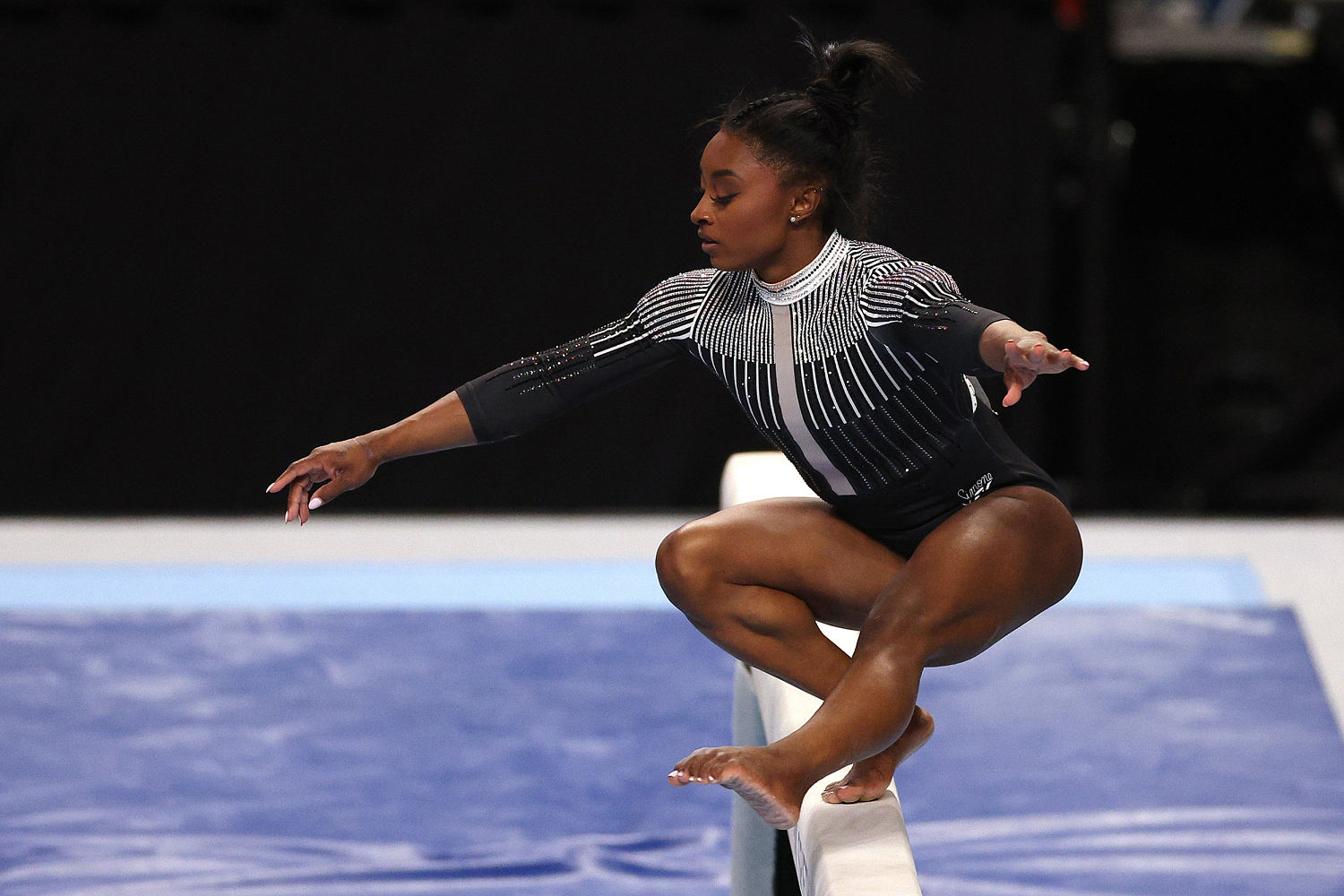 Simone Biles leads by three points after Day 1 of U.S. Championships