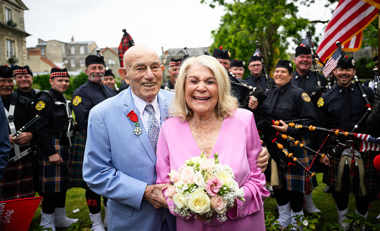 100-year-old World War II veteran marries bride, 96, after D-Day anniversary in Normandy