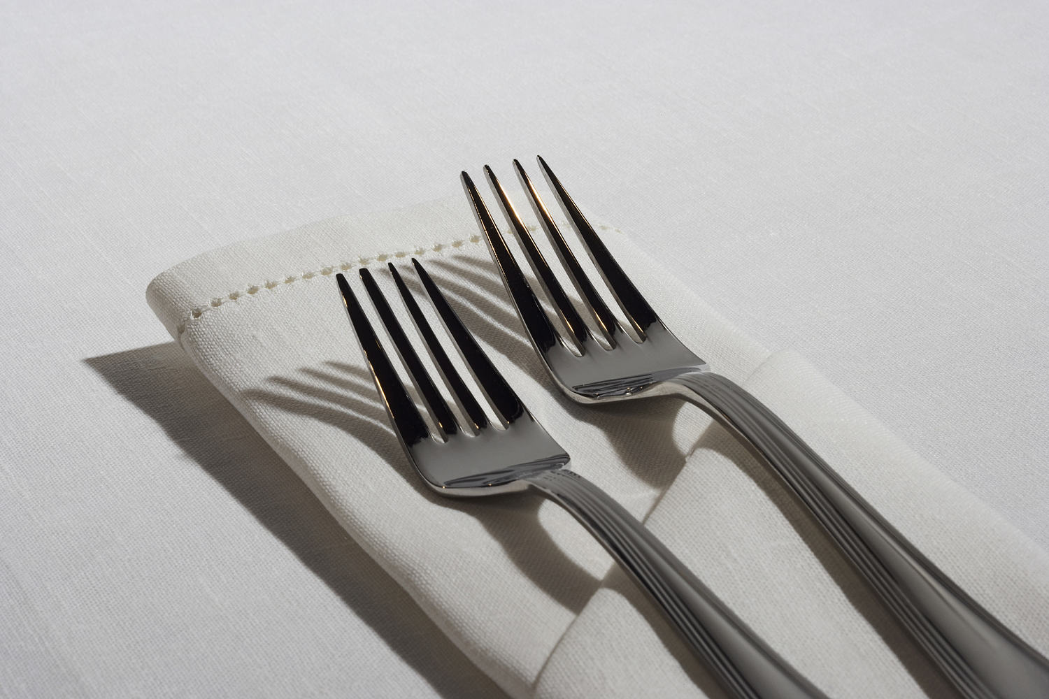 This Missouri restaurant is only for people over the age of 30 and the internet has thoughts