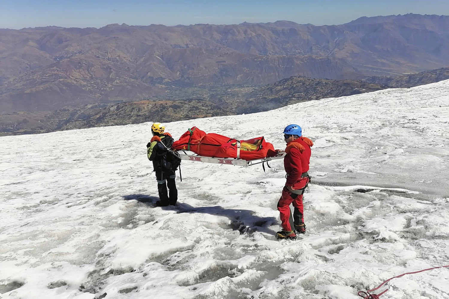 The body of an American climber buried 22 years ago in Peru is found in the ice