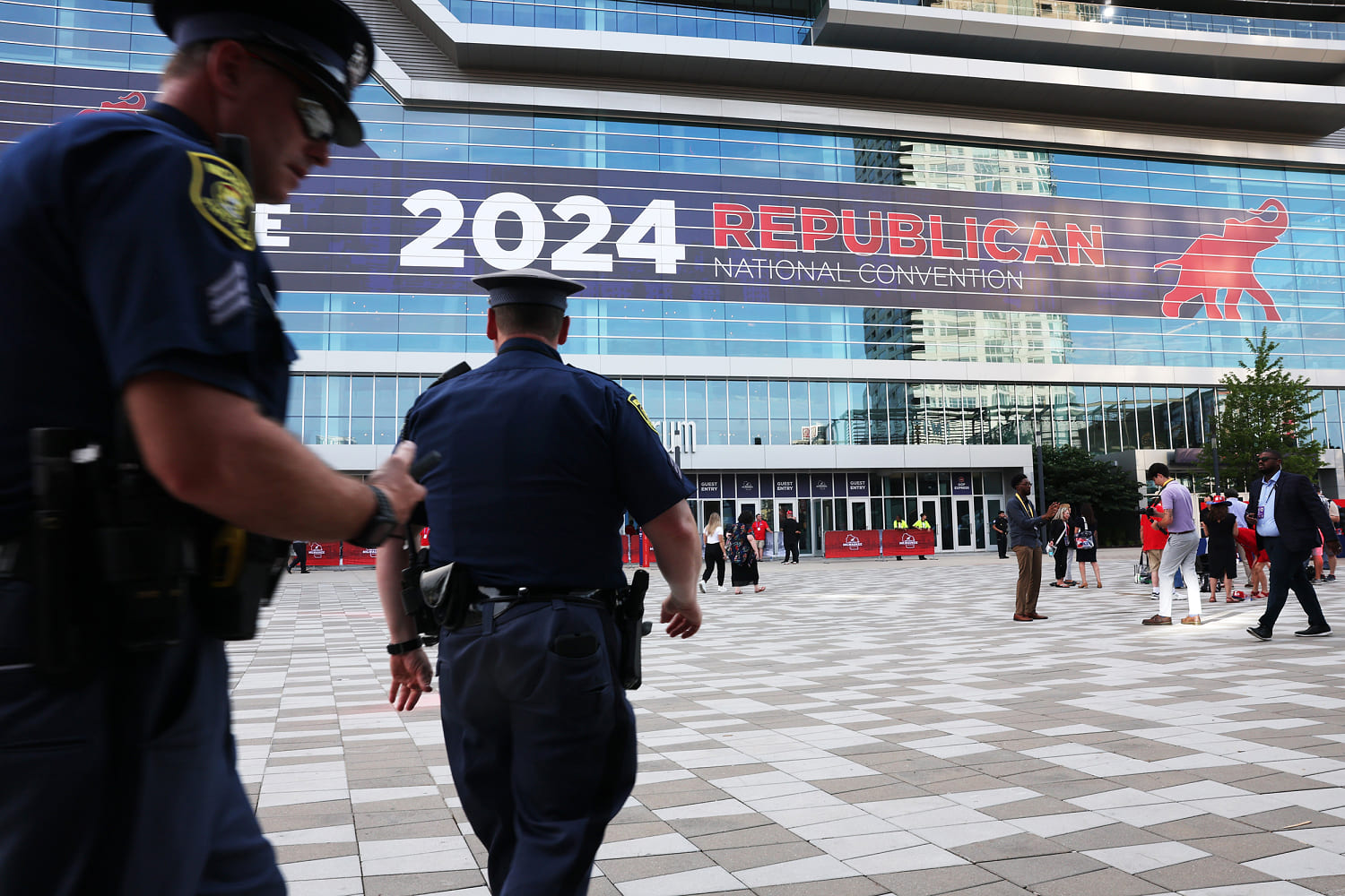 Man with gun in backpack arrested near Republican National Convention