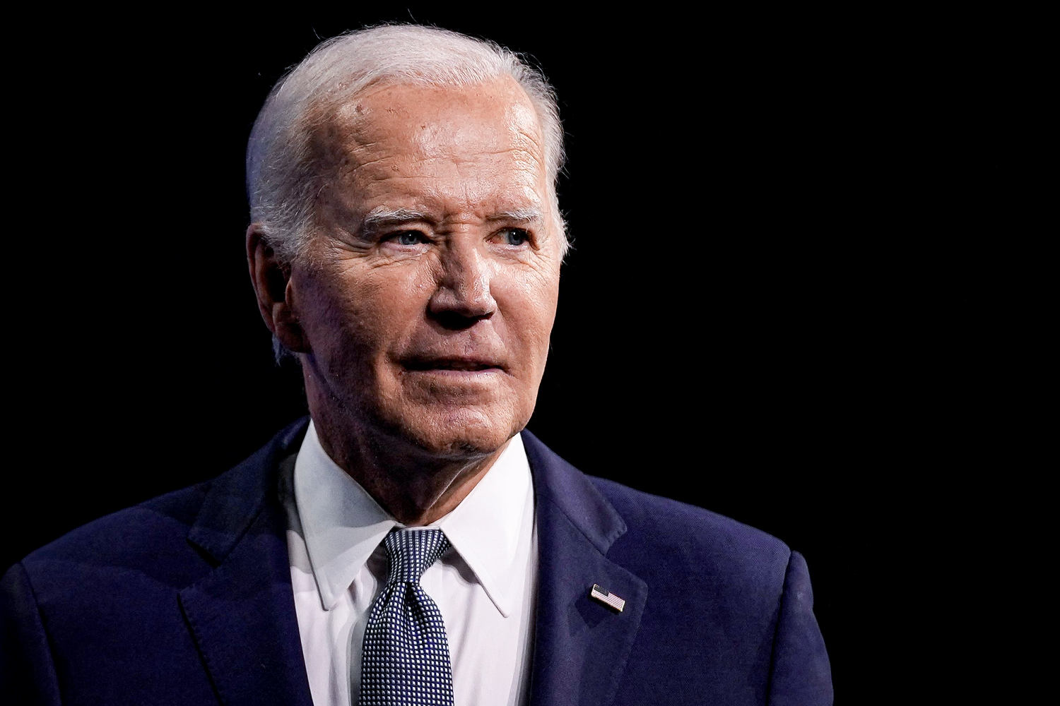 'We're close to the end': Biden world braces for the possibility that the president steps aside 