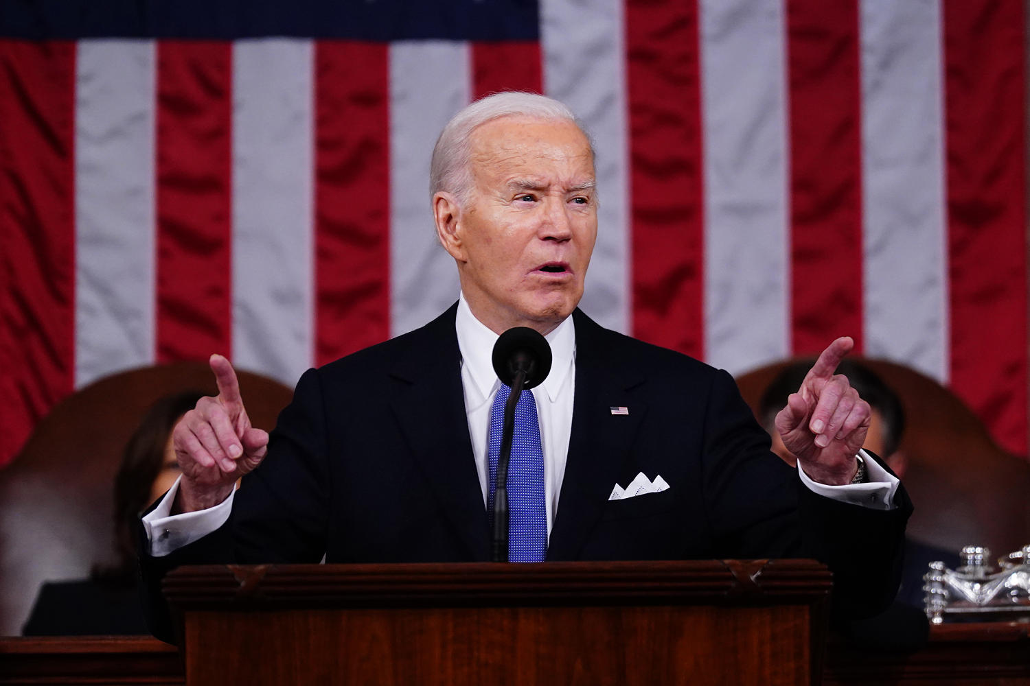 Democrats praise Biden's achievements as president, with some endorsing Harris as his successor