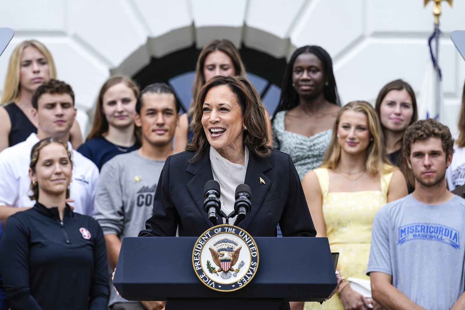 Harris praises Biden's 'deep love' of country in first remarks since he endorsed her