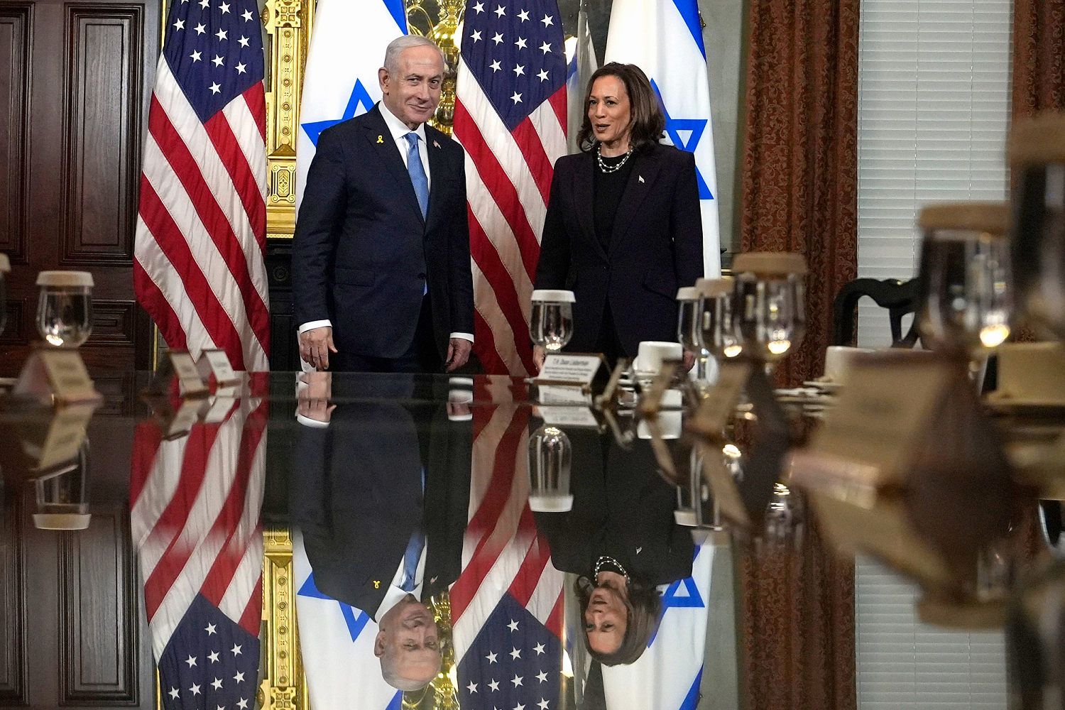 Harris calls for ceasefire after 'frank' meeting with Netanyahu