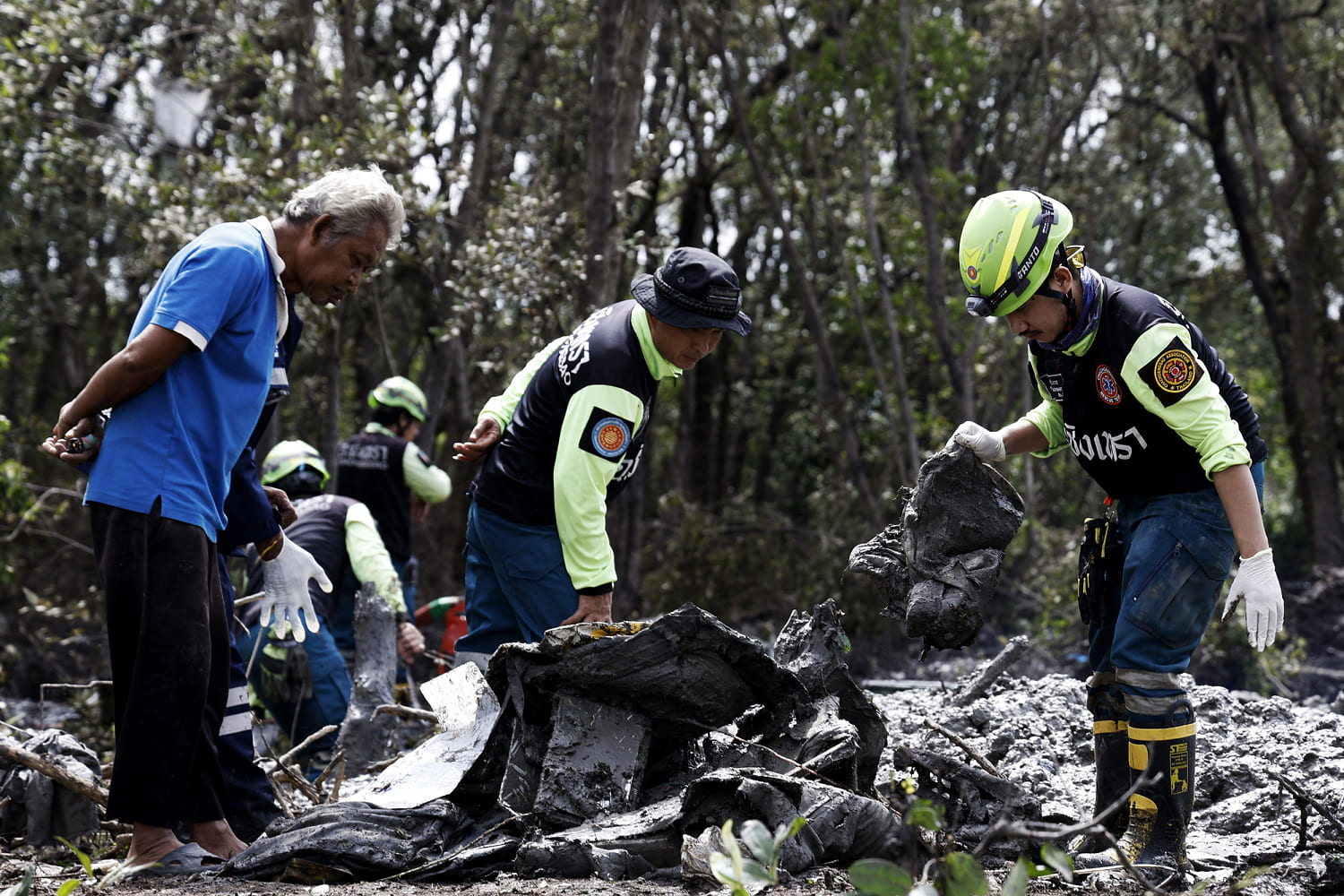 All feared dead in Thai plane crash, including five Chinese tourists