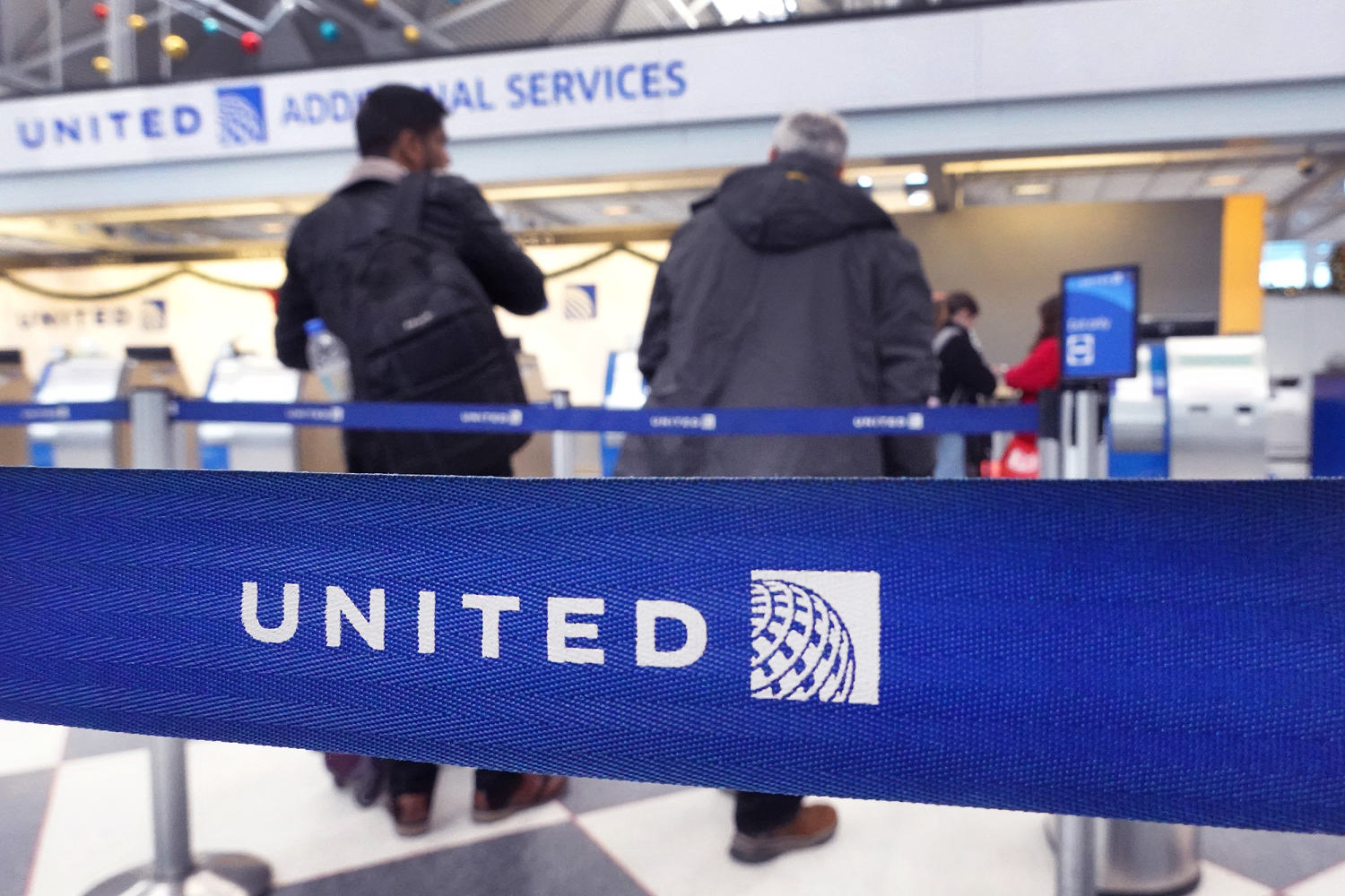 One taken to the hospital after severe turbulence on United flight