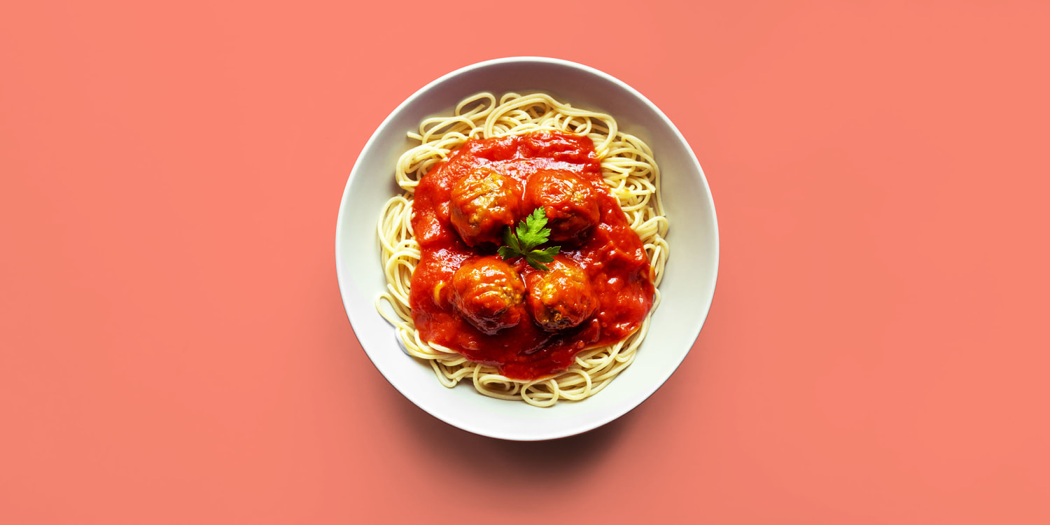 What's the healthiest pasta sauce? The top 2 picks, according to dietitians