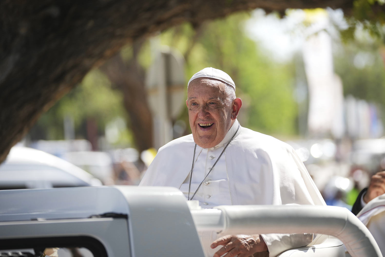 East Timor welcomes Pope Francis as he continues grueling Asia tour