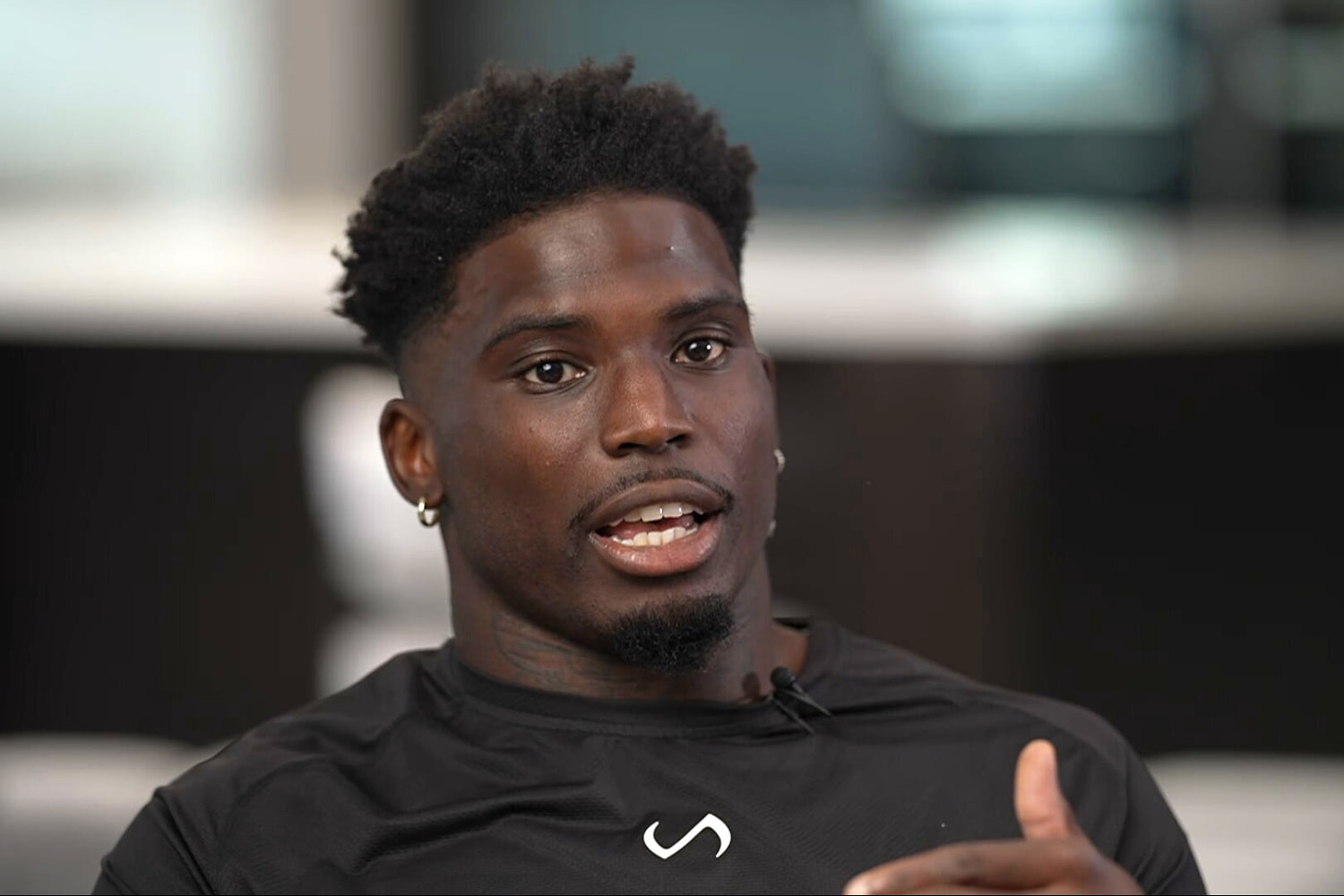 Tyreek Hill fears he could have been shot in 'worst-case scenario' during police stop outside stadium