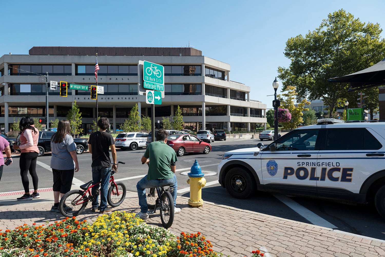 Bomb threats force second consecutive day of school closures in Springfield, Ohio