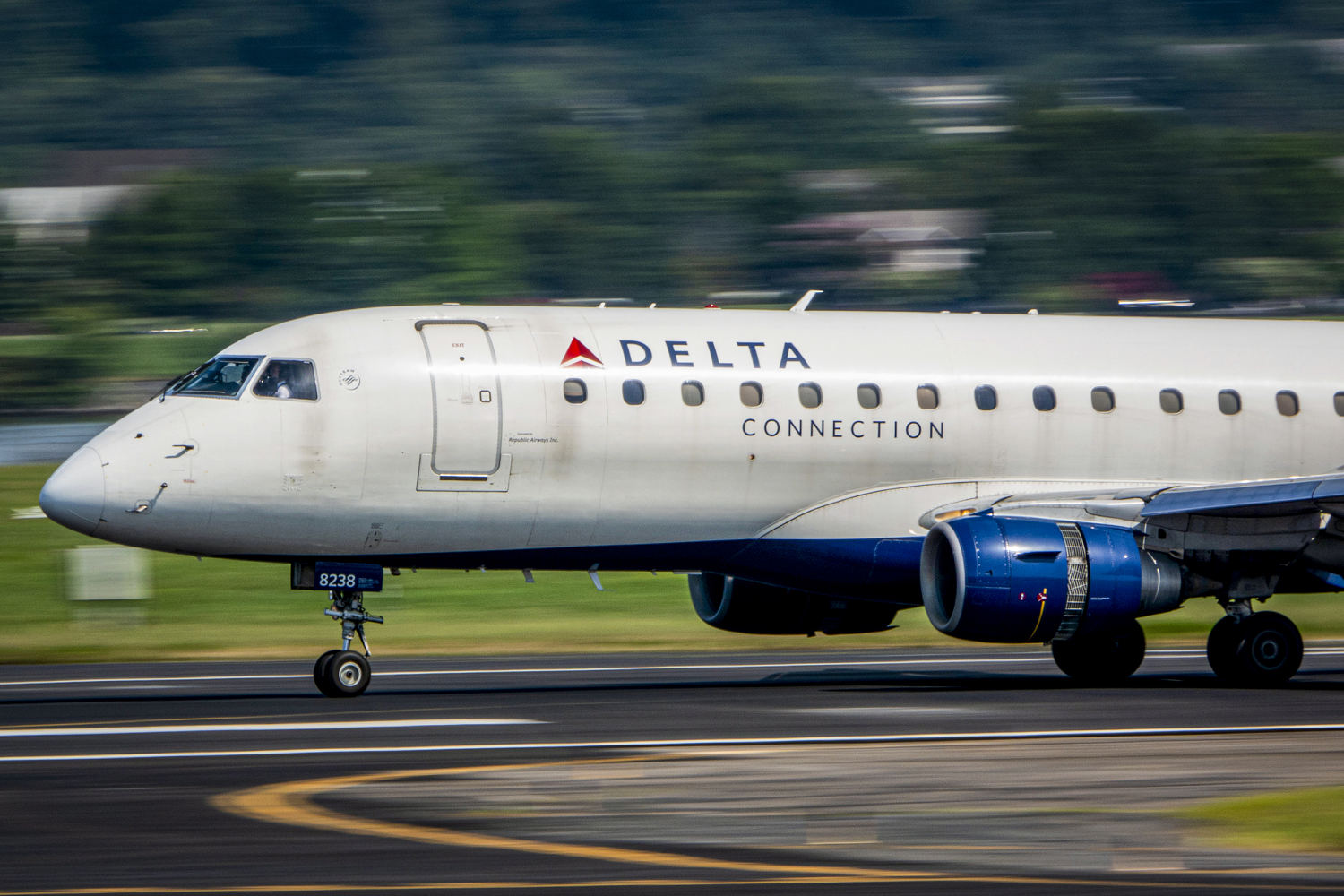 Delta passengers left with bloody noses and ears after severe cabin pressure issues