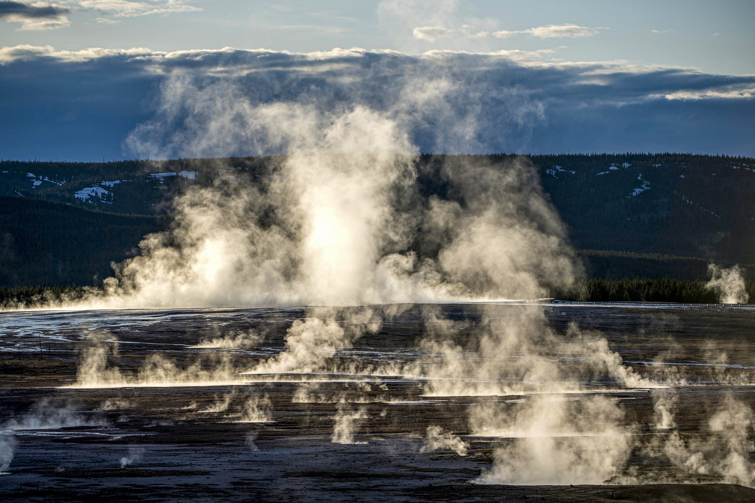 Woman suffers third-degree burns while walking in thermal area in Yellowstone National Park