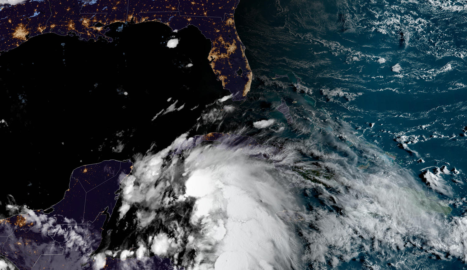 Hurricane watch ordered for Florida's western coast as storm moves closer