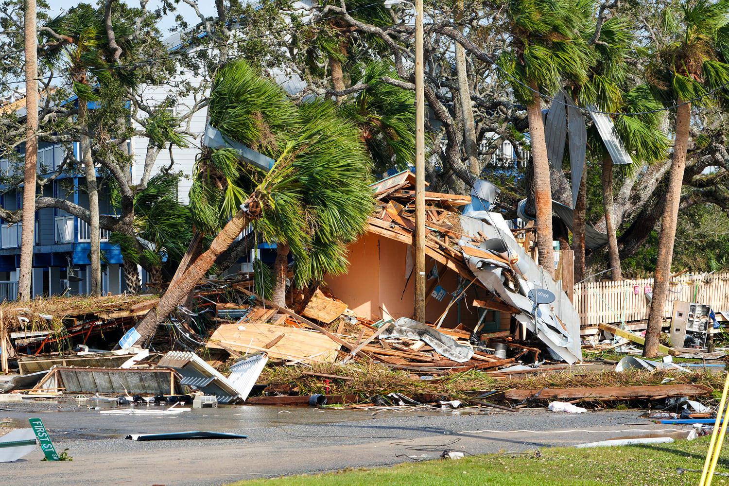 Helene wreaks havoc across Southeast, killing at least 42 people